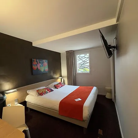 Brit Quimper Nord מלון 3*